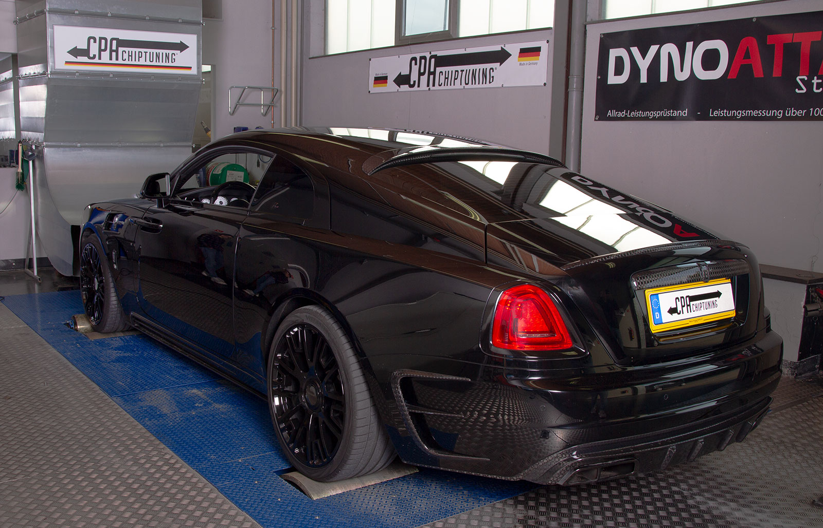 Der RollsRoyce Wraith Black Badget